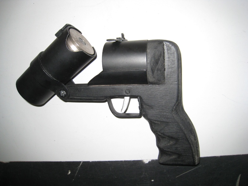 Pistolet lance grenade by Mat79 Img_0729