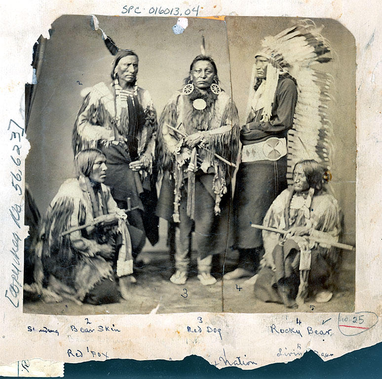 Sioux shirts 1870-1880 01601310