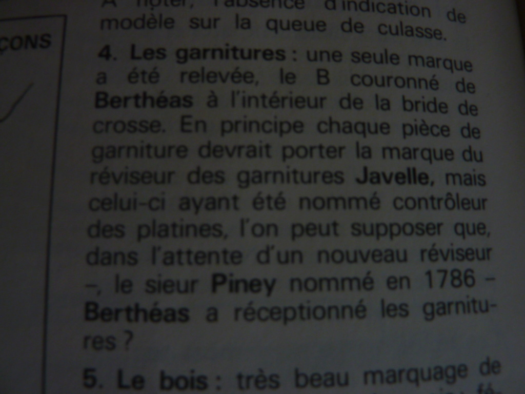 MOUSQUETON GROSSE CAVALERIE 1777 (poinçons divers) P1030537