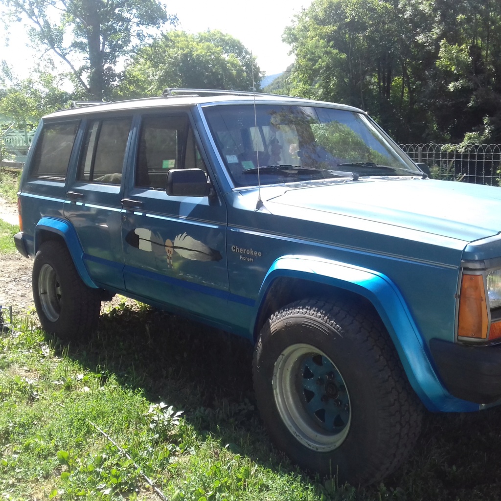 A vendre cherokee XJ Pionner six cylindres 4l de 1990 Photo_13