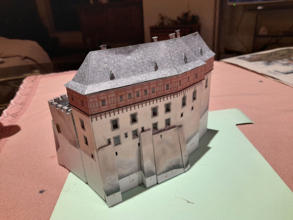 Burg Karlstein 1:200 (Milan Bartos) geb.von Henning - Seite 4 20201146