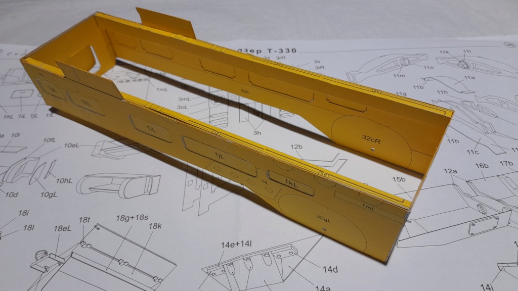 russ. Bulldozer in 1:25, geb. von Henning 20241030