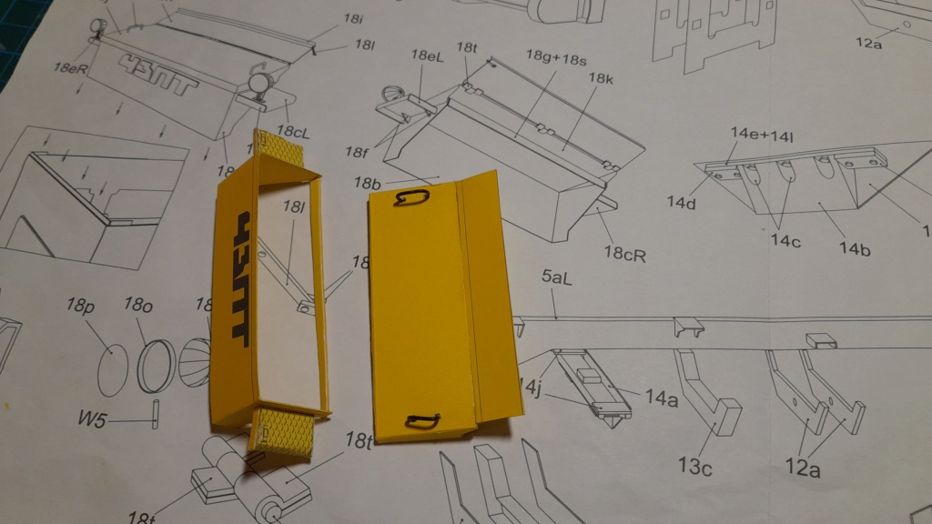 russ. Bulldozer in 1:25, geb. von Henning 20241044