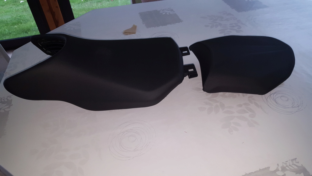 vends ou échange selle H 820 20191010