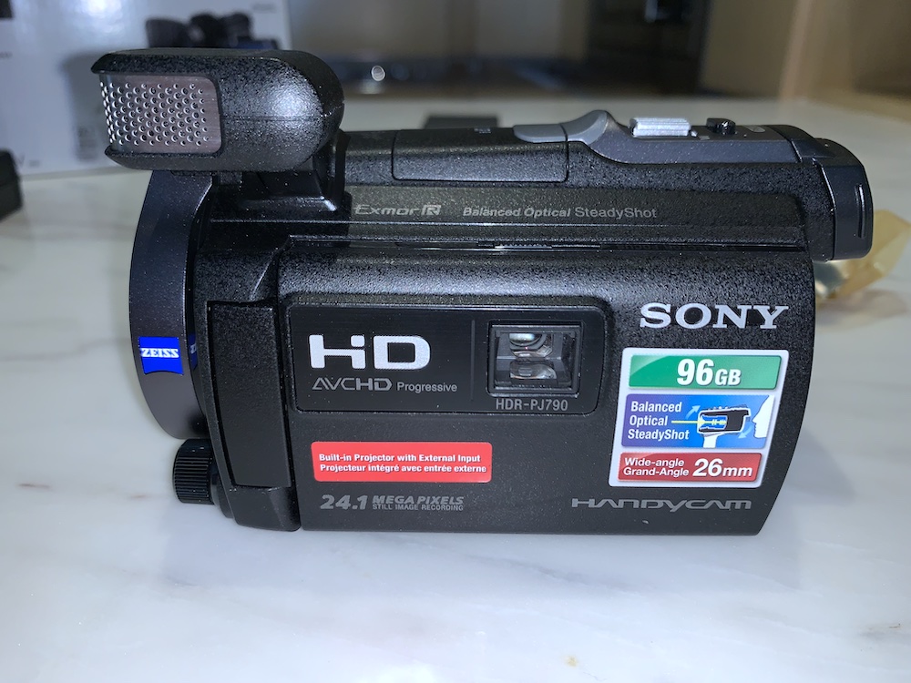 Sony Handycam HDR-PJ790V (NTSC) with Built-in 96Gb and Projector (USED) SOLD Sony_h14
