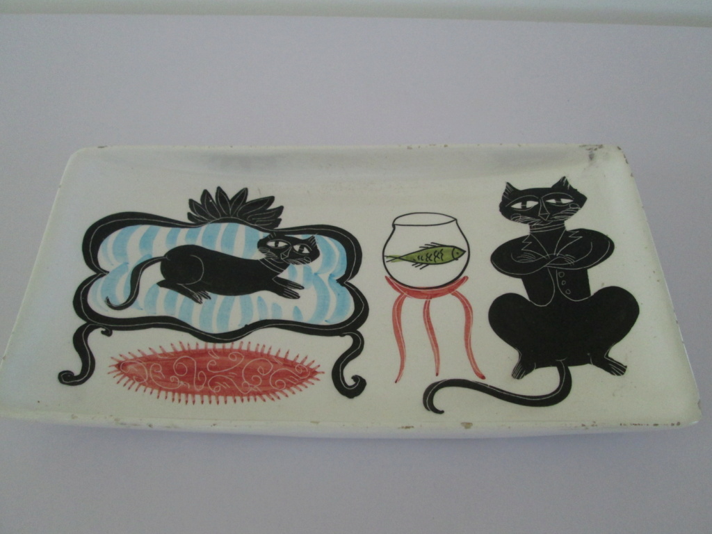 ITALIAN ART POTTERY CATS PAINTED FLOWER MARK & IMPRESSED QUADRI FOGLIO? Img_1915