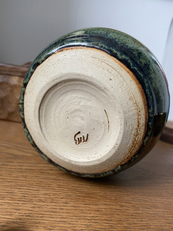Studio pottery vase C31d8710