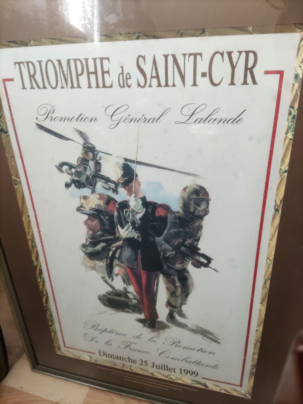 Tableau affiche Saint-Cyr promotion Lalande 1999 et Raffalli 2001 Img_2059