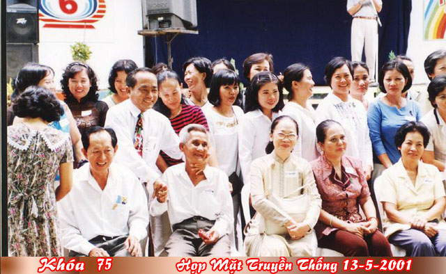 Họp Mặt Cựu Học Sinh Mạc Đĩnh Chi Ngày 13-5-2001 - Công Viên Phú Lâm-Phần 2 Hop20034