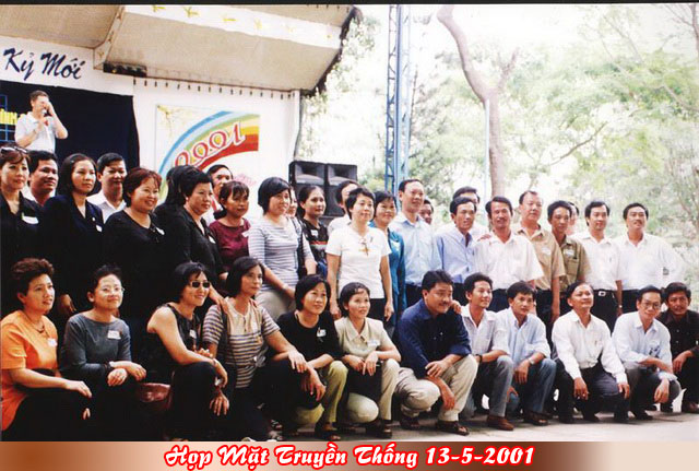 Họp Mặt Cựu Học Sinh Mạc Đĩnh Chi Ngày 13-5-2001 - Công Viên Phú Lâm-Phần 2 Hop20052
