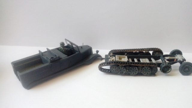 Sd.Kfz. 11  +  Pak 40 -  Revell -- 1/76 02-08-16