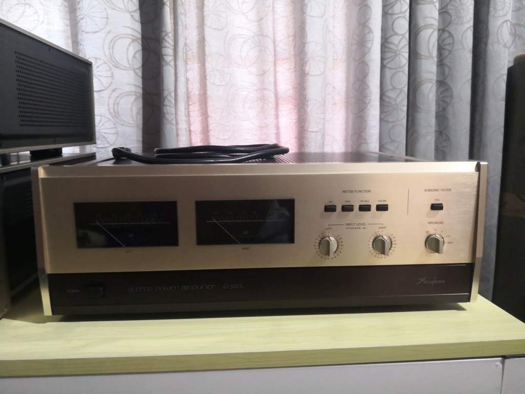 Accuphase P300L Power Amp  Accuph12