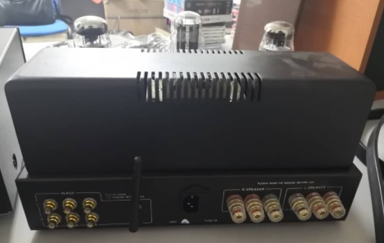 MONA A1 KT120 Tube Single Ended Integrated Amplifier Mona_h11