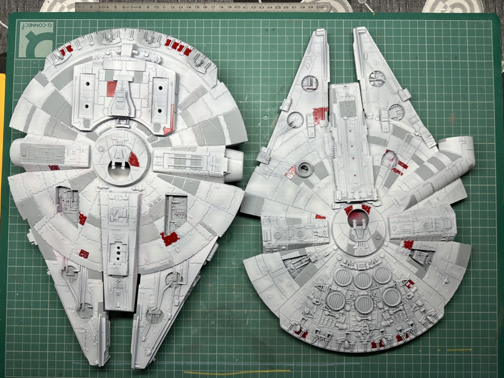 *1/72 STAR WARS FAUCON MILLENNIUM REVELL - Page 3 Img_0735
