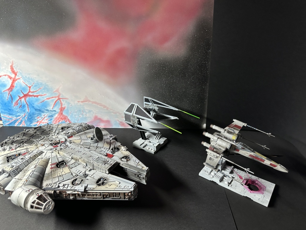 *1/72 STAR WARS FAUCON MILLENNIUM REVELL - Page 4 Img_0827