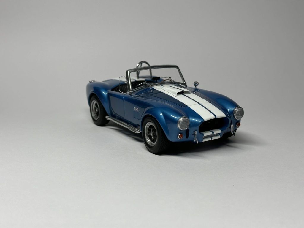 * 1/24 Shelby 427S/C Cobra FUJIMI - Page 3 Img_1324