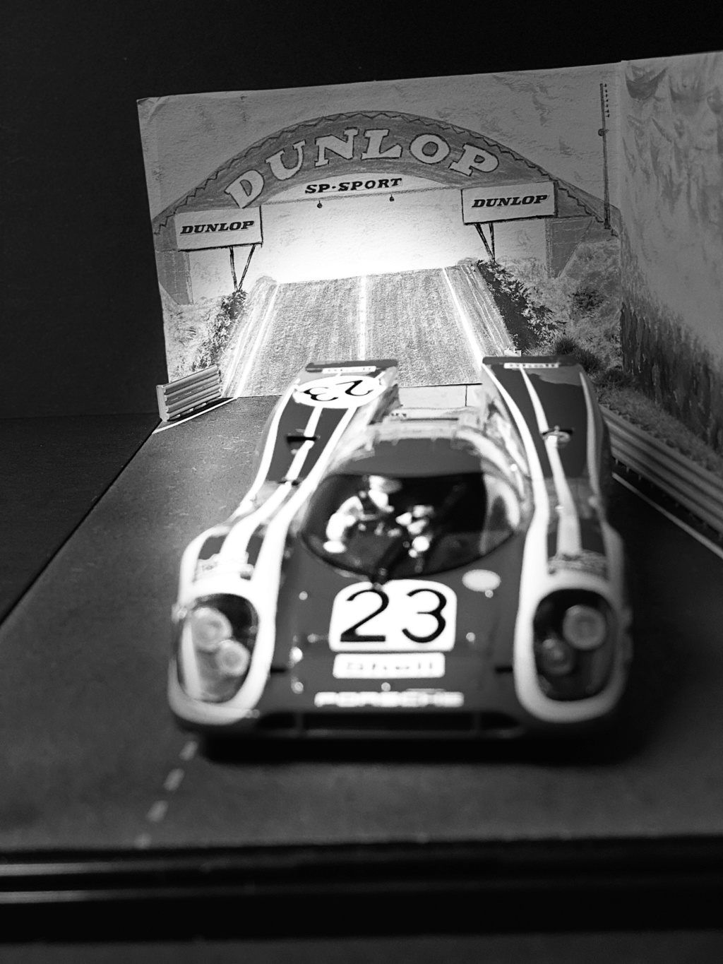 Concours Porsche 917 KH vainqueur Le Mans 1970 - Page 6 Img_8822