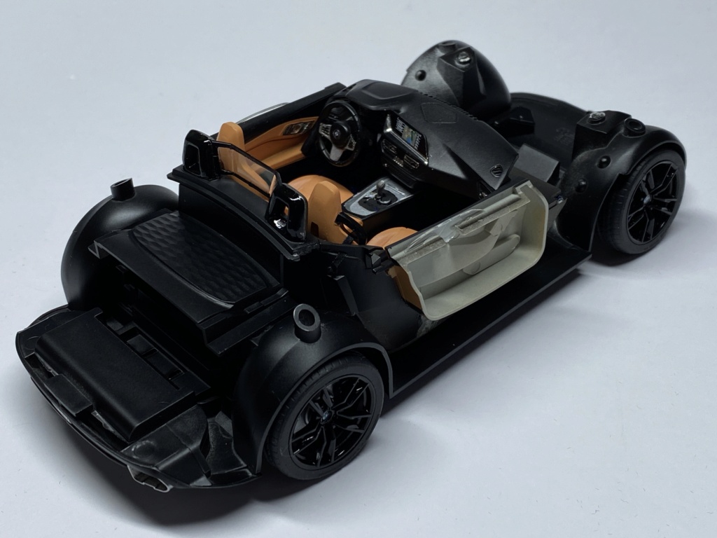 * 1/24 BMW Z4 M40i              Meng - Page 2 Img_9228