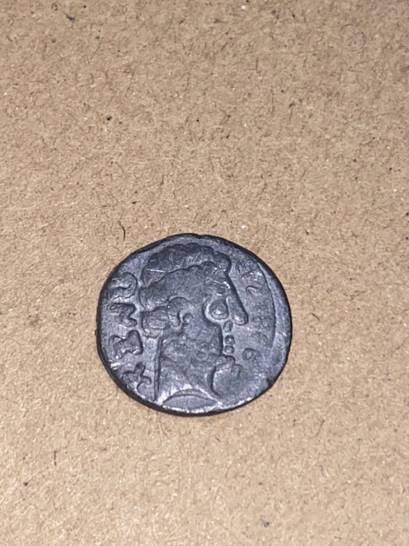 Reproducción de denario de Baskunes 2f9ea210