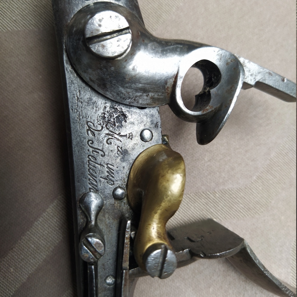 Identification pistolet cavalerie Manufacture impériale de St Etienne 1810 Img_2084