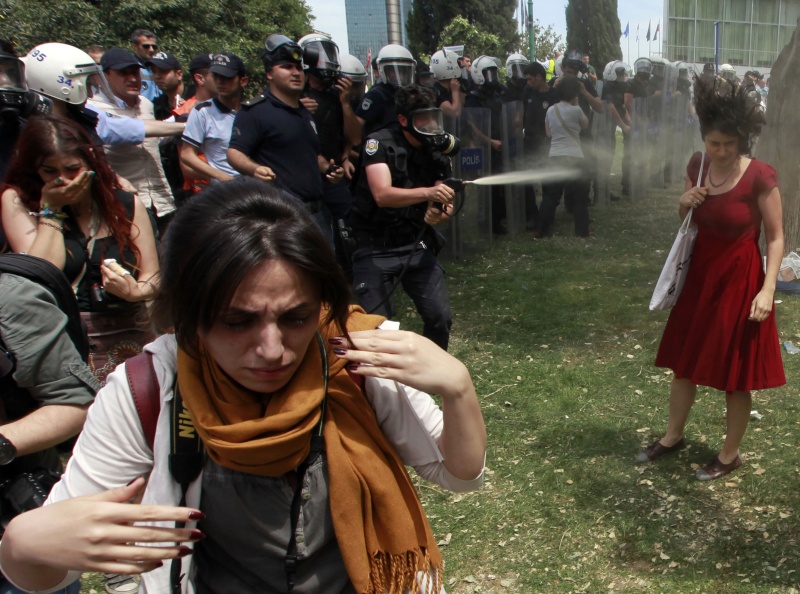 Violences Turquie : la police sans scrupule Image10