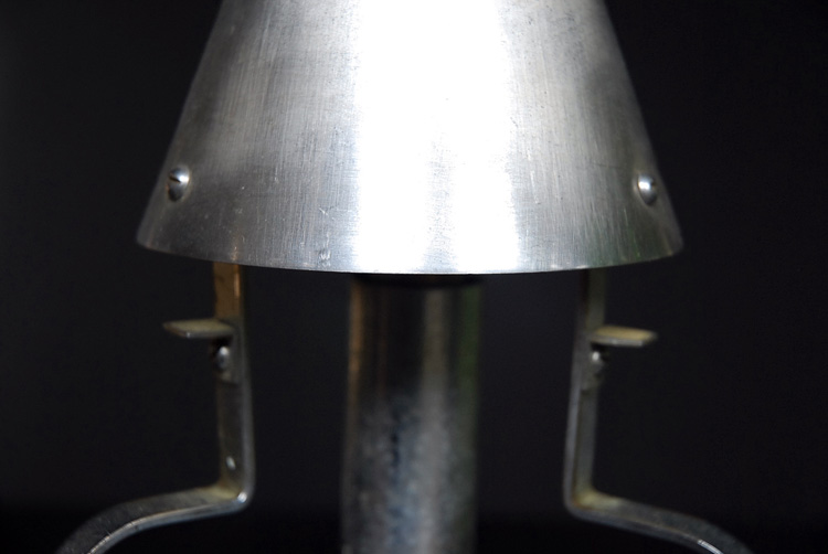 Petite lampe moderniste Eb200116