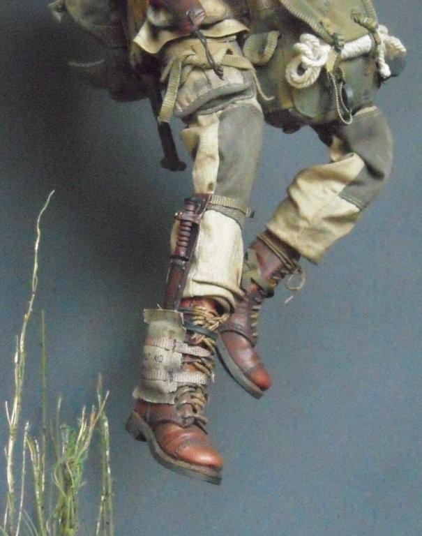 Figurine N° 21 : Parachutiste US (jap50) N0110