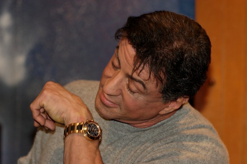 Stallone et le Planet Hollywood - Page 6 800_id15