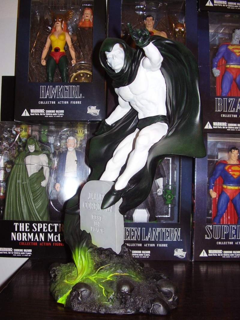 The  SPECTRE  Statue The_sp10