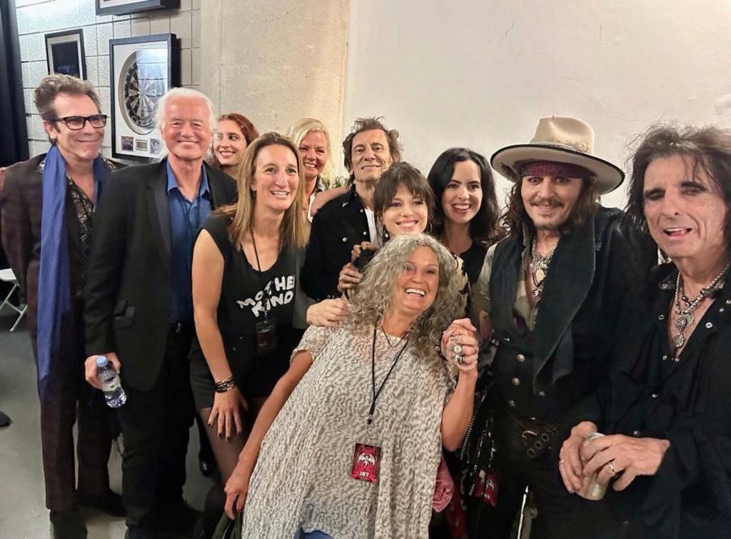 THE HOLLYWOOD VAMPIRES Hollyw15