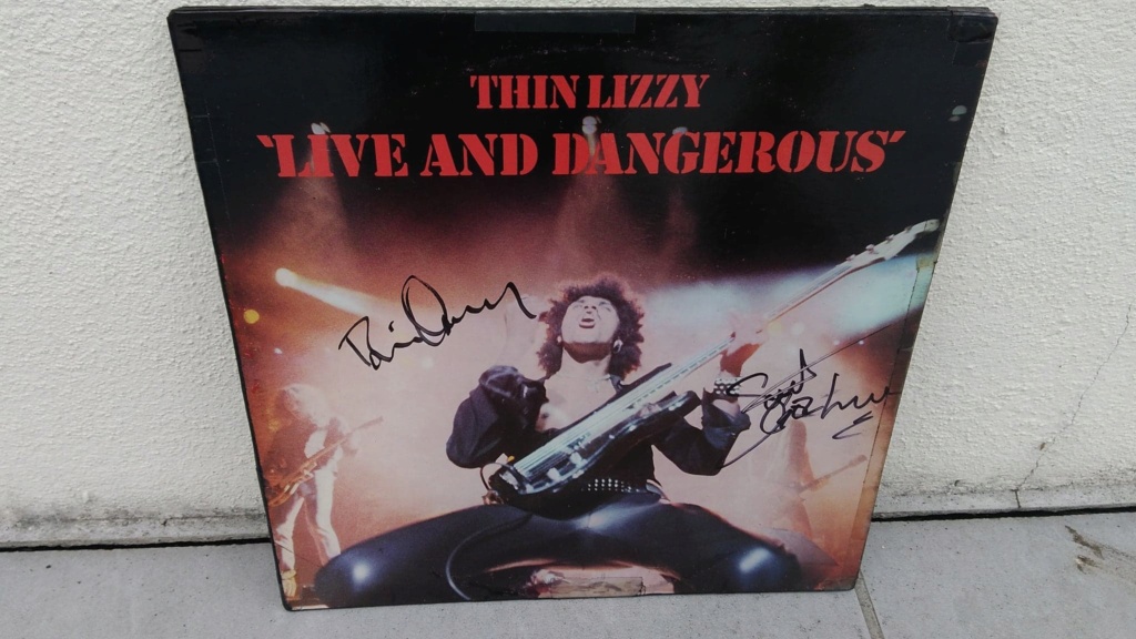 THIN LIZZY Live And Dangerous (1978) Thin3011