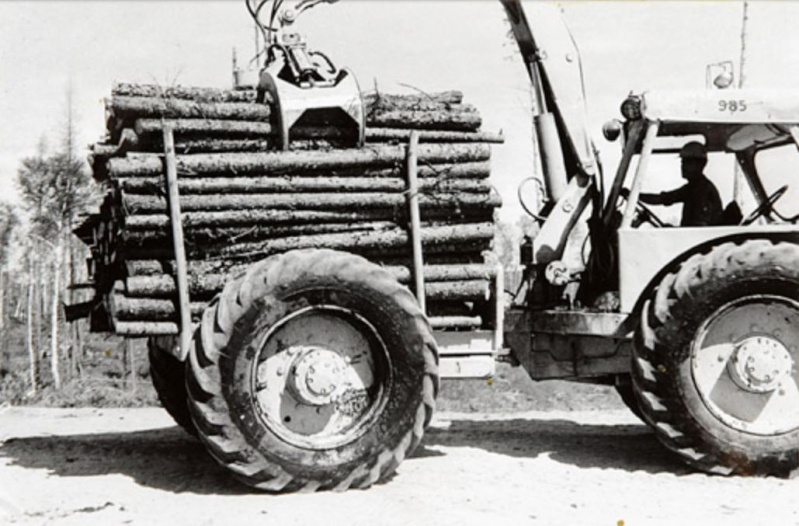 Les Tronçonneuses et le travail au bois en photos d'époque... - Page 3 66610