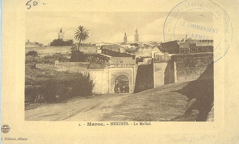 Meknès, la Ville Ancienne et les 2 Mellahs - 3 - Page 13 2687_211