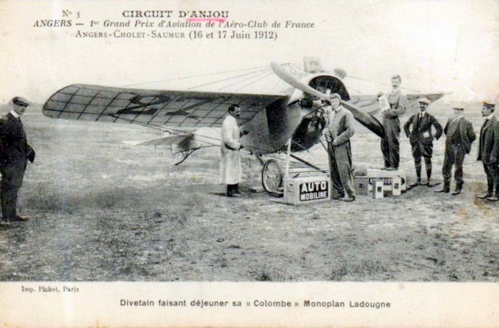 Les 1ères Escadrilles et Grands Pilotes - Page 17 Angers10