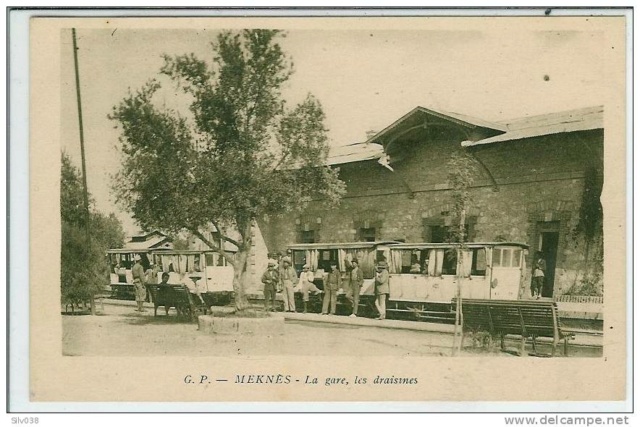 Le Tanger-Fès à Meknès, les 3 Gares, L'Ecole - Page 12 Gare_d12