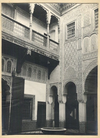 Meknès, la Ville Ancienne et les 2 Mellahs - 3 - Page 6 Meknzo22