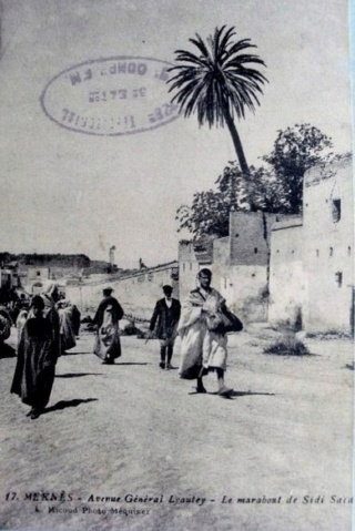 Meknès, la Ville Ancienne et les 2 Mellahs - 3 - Page 17 Rue_du10