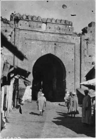 Meknès, la Ville Ancienne et les 2 Mellahs - 3 - Page 17 Sap40_16