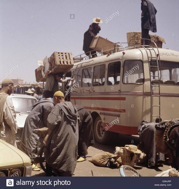 Les 1ères Compagnies Routières au Maroc - Page 13 Un-voy10