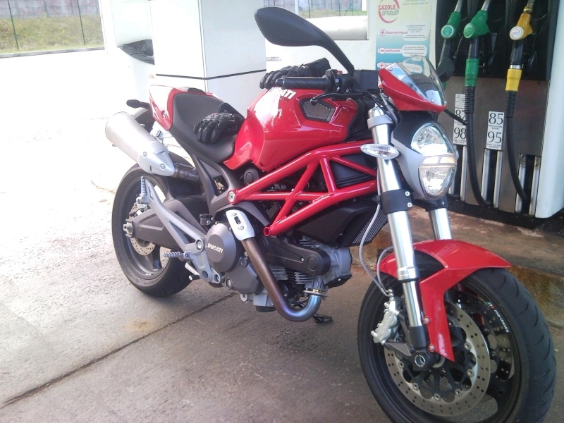 essai de la ducati monster 696 Snc00110