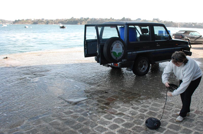 vers l'eau de mer naturelle ... de dinard ..... - Page 2 Pomp910