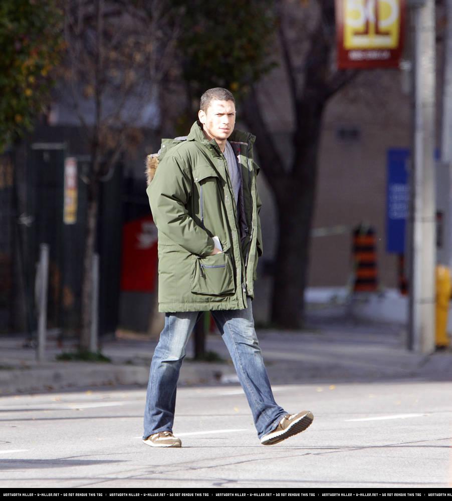 Wentworth Miller (photos et vidéos) - Page 12 Novemb10