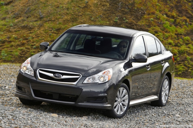 [Subaru] Legacy - Page 2 2010_s10