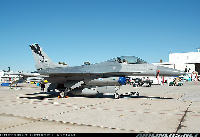 F16C Fighting Falcon [TAMIYA] 1/48 - Page 2 09611710