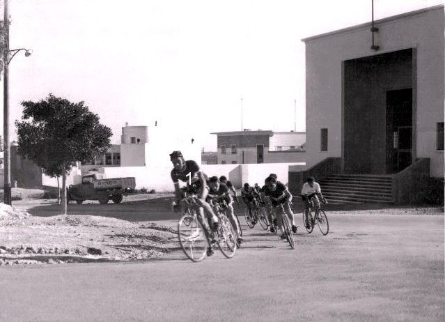 مجموعة من الصور لسباقات الدراجات 1955    Grauby12