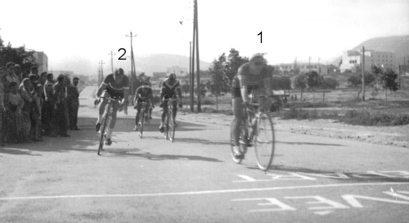 مجموعة من الصور لسباقات الدراجات 1955    Grauby35