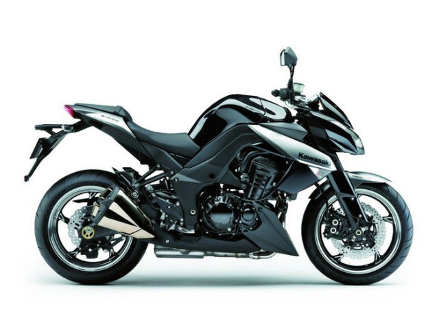 2010 - La Kawasaki Z 1000 devient encore plus agressive. 17_64012