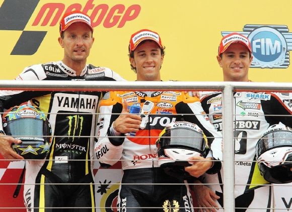 26.070.09 MotoGP/Brno - Gp de Grande Bretagne - Dovizioso, Edwards et de Puniet créent la surprise ! Podium12