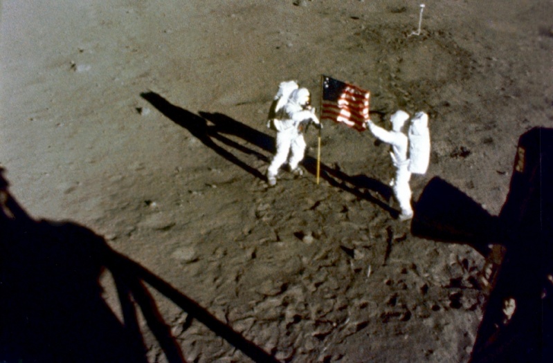 Pour nos amis Suisses / Demain, rencontre avec 4 Moonwalkers Apollo12