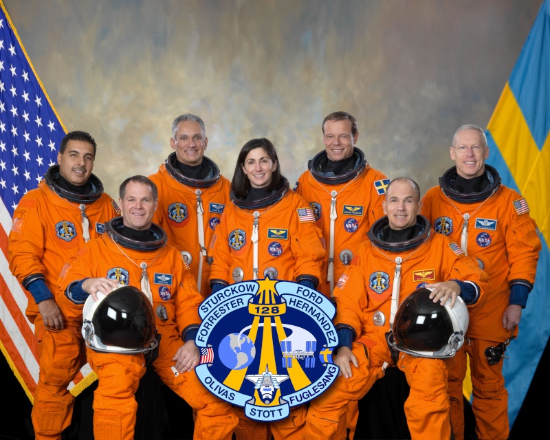 STS-128 / Photo de l'équipage Sts12810